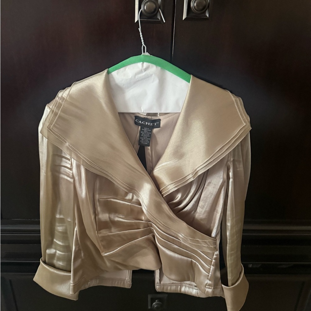 Cachet Women's Satin Blouse in Cream